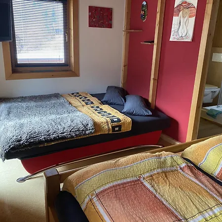 Gemuetliche Mit Terrasse Und Panoramabalkon- Stofbauer